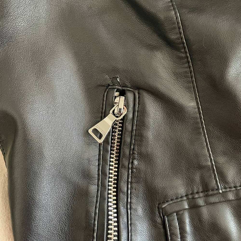 Leather Jacket - Picture 6 of 7